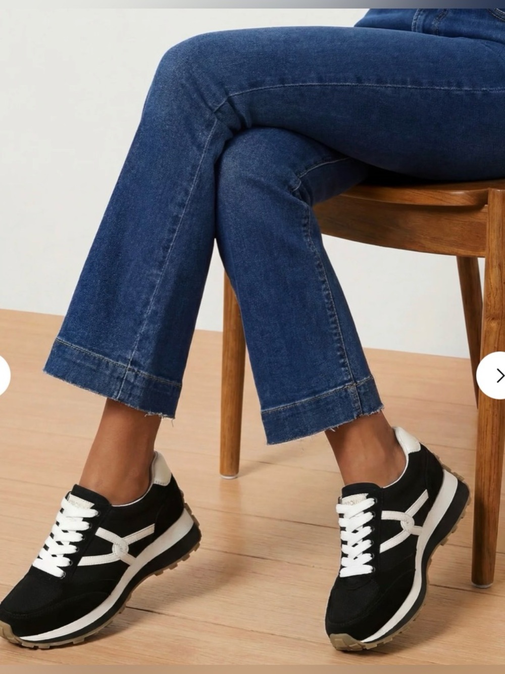 Veronica Beard Black and White Valentina Sneakers - 8